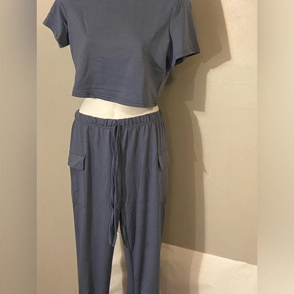 Simple Solid Short Sleeve Lounge Set - Picture 5 of 13